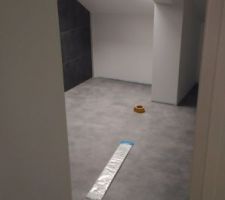 Sol souple posé dans la SDB