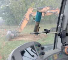 1 er coup de pelle ... Vue du tracteur
