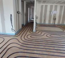 Isolant + réseau PER BAO pour plancher chauffant