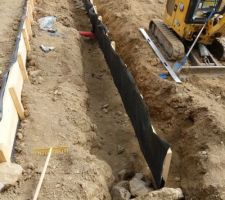 Enpierrement pour protéger la bordure de la terrasse - CC-BY-NC-SA