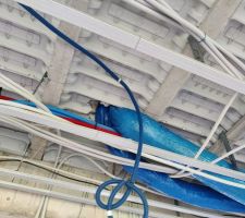 Passage des gaines VMC &agrave; travers dalle