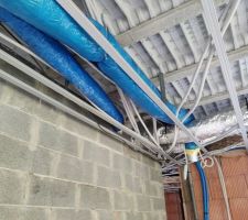 Passage des gaines VMC &agrave; travers dalle