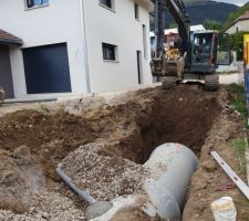 Pose de la cuve de r&eacute;tention