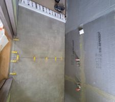 Carrelage de la salle d'eau parentale