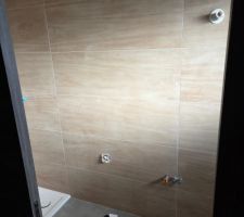 Carrelage de la salle d'eau parentale
