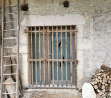 Nouvelle porte d'entrée et grille d'origine