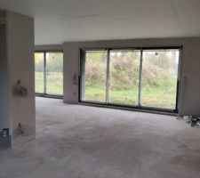 Futur salon (vue depuis salle &agrave; manger)