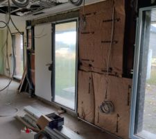 Isolation entr&eacute;e vue depuis cellier