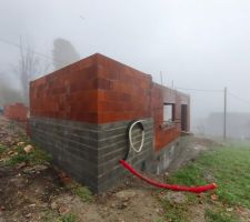 Mur du garage en cours