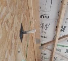 Le tasseau sur lequel viendra le rail haut...trop étroit !!