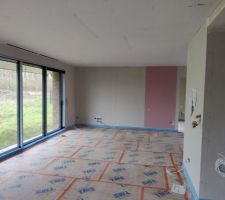 Pose de l'isolant TMS au sol apr&egrave;s reprises