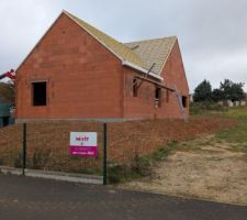 Montage de la charpente en cours