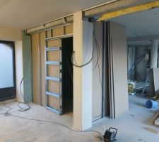 Salles de bain et porte &agrave; galandage