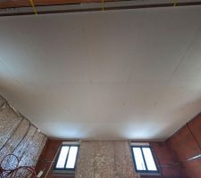 D&eacute;but isolation et placo de l'&eacute;tage