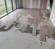 Suite du carrelage au RDC