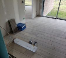 Suite du carrelage - bureau