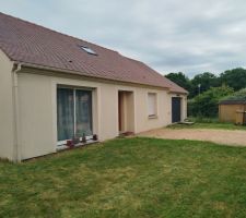 Pr&eacute;paration pour l'installation d'une all&eacute;e + terrasse en pierre naturel