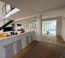 Travaux de cloisonnage dans l'existant suite ouverture