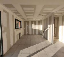 Pose scell&eacute;e du carrelage