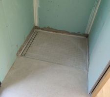 Carrelage SDD bureau avec douche italienne