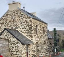 Et pose des goutti&egrave;res