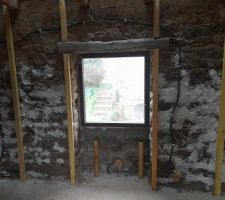 5 cm de corps d'enduis chaux-chanvre + 2CM d'enduis de finition