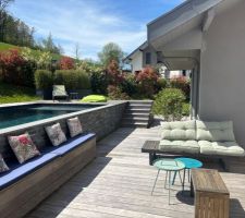 Espace de vie ext&eacute;rieur qui s'anime &agrave; nouveau