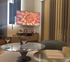 Le meuble TV achev&eacute;.