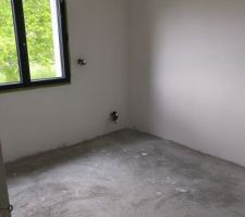 Enduit terminé dans 1ere chambre