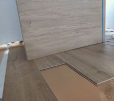Probl&egrave;me de plan&eacute;it&eacute; du sol malgr&eacute; ragr&eacute;age -> la porte frotte