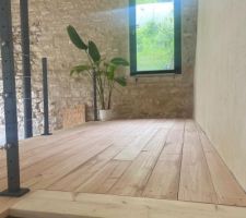 Parquet Douglas clou&eacute; et viss&eacute;