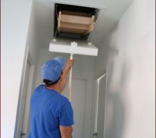 La perche facilite la remont&eacute;e...