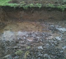 Un peu moins d'eau dans l'&eacute;pandage, &ccedil;a conforte l'id&eacute;e qu'il va falloir relever l'eau et l'envoyer dans les eaux pluviales communales....