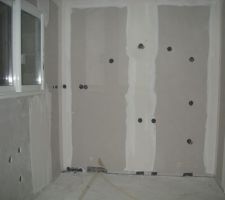 Des trous, encore des trous !!!