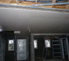 Le plafond en pl&acirc;tre