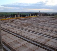 Dalle sur salon pr&ecirc;te