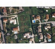 Vue Google map du terrain (lot 2) avec accès en haut à gauche du terrain