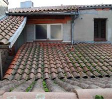 Projet 2011 de réaliser un toit terrasse en remplacement de la toiture en tuile existante (environ 40m²)