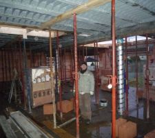 Plancher en cours, vue de l'interieur