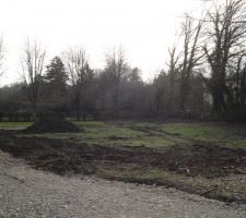 Le terrain et son chemin d'acces