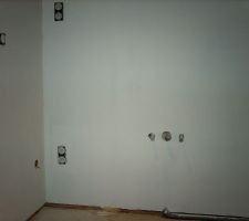 Peintures (1ere couche) Salle de bain