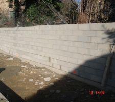 Le mur de sout&egrave;nement