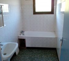 Salle de bain du bas