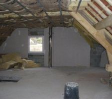 Vue d'une &acirc;rtie de l'atge et du conduit du po&euml;le