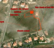 Nouvelle photo de Google où l'on voit bien le chemin actuel pour comprendre pourquoi il est boueux quand il pleut