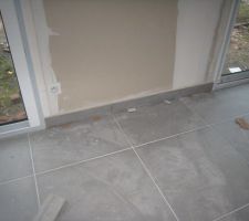 Pose des plinthes ds s&eacute;jour 3