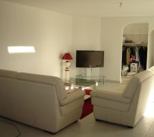 Il manque les portes des placards :(