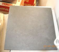 Carrelage 40x40 gris anthracite cuisine