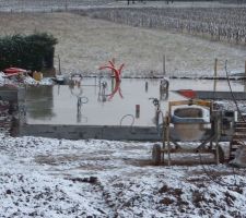 Neige le jour où la dalle est coulée