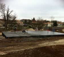 La dalle en cours de coulage